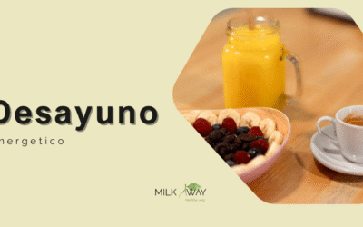 Desayuno energético con café, zumo y bol de avena: opción saludable para empezar el día